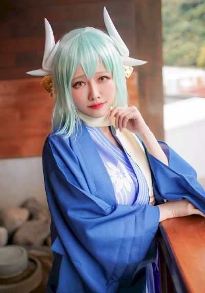 沉迷爱情