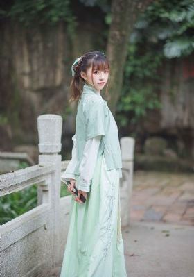 浴室狂欢在线观看
