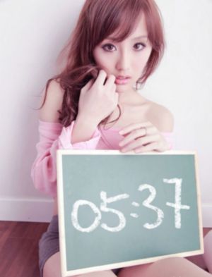 图书馆里的女友