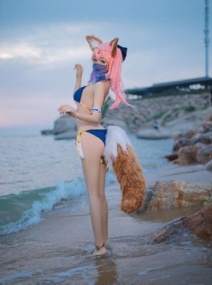 美女食神
