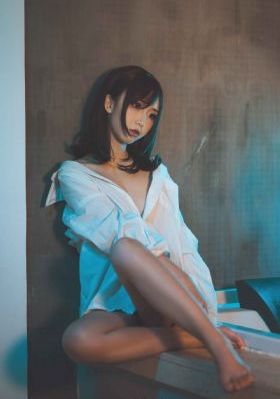 加勒比女海盗在线播放
